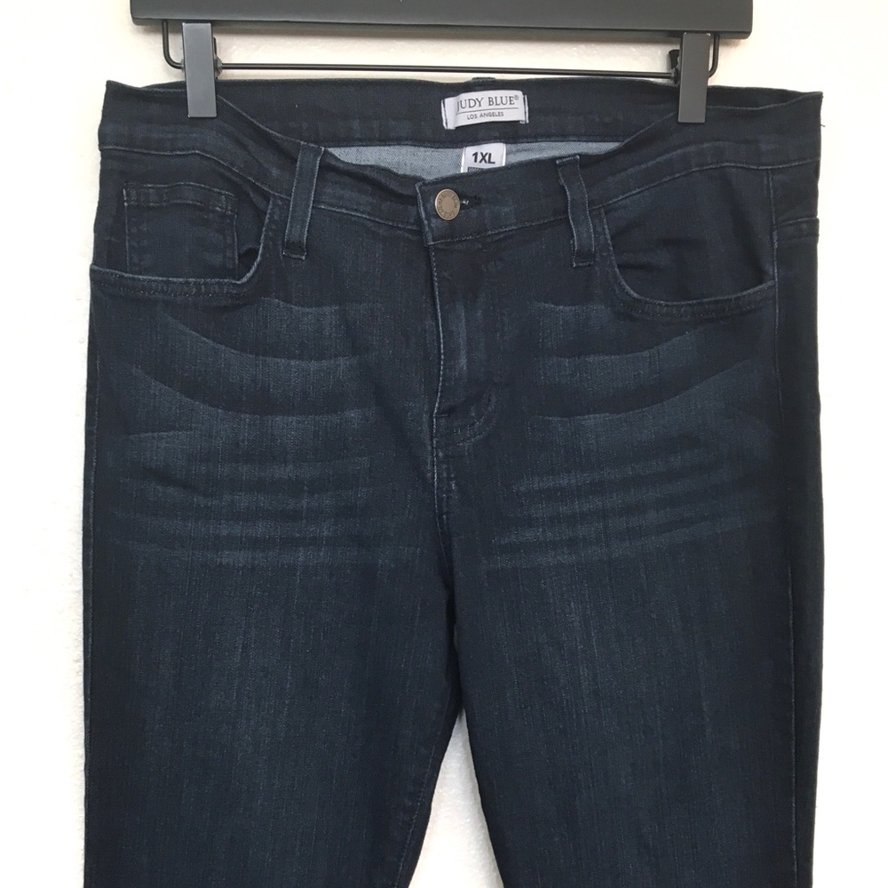 Judy Blue Flare Jeans REPOSH Size 1x - Picture 4 of 9